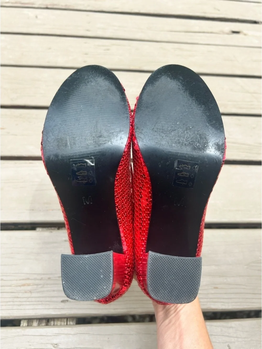Rubie’s Costumes Dorothy Red Sequin Ruby Slippers Mid Heel Pumps | Size Medium